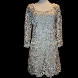 White House Black Market Size 6‎ Champagne Lace 3/4 Sleeve Shift Dress